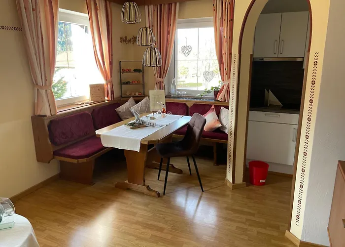 Haus Romantika Apartment Schattwald