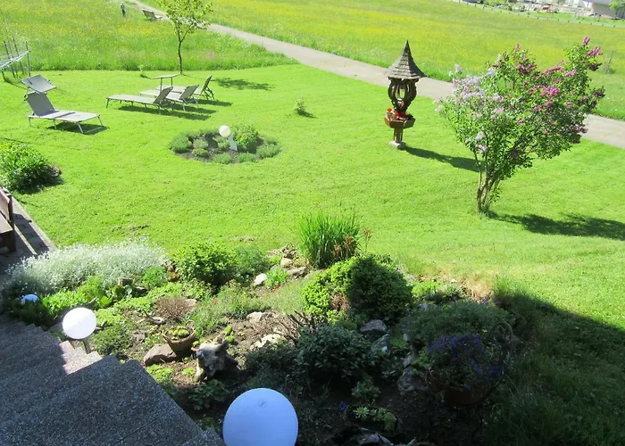 Haus Romantika Apartment Schattwald